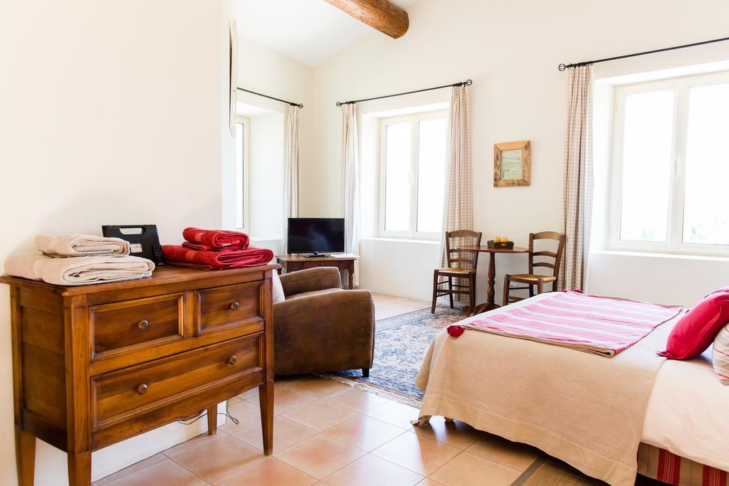 ボニユー Le Mas Del Sol Bed & Breakfast エクステリア 写真
