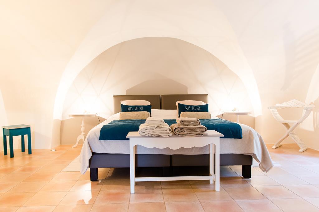 ボニユー Le Mas Del Sol Bed & Breakfast エクステリア 写真